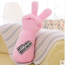 批发创意中国好声音yes手势必胜毛绒玩具抱枕 送好爸爸闺蜜礼物