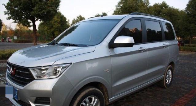 新款五菱宏光多少钱五菱宏光s舒适版