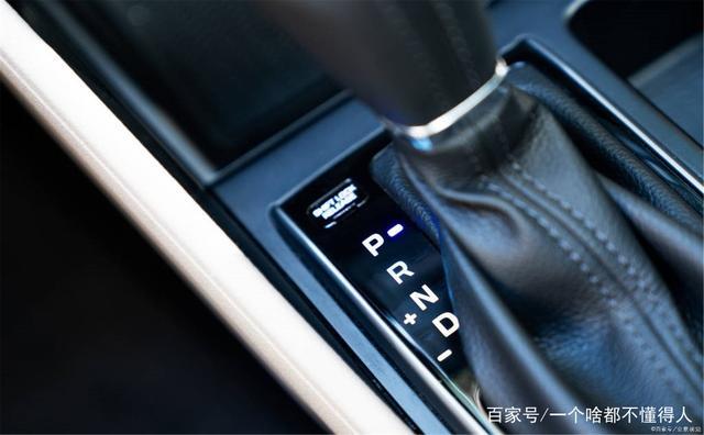 四驱车档位选择,油门及转向操作方法