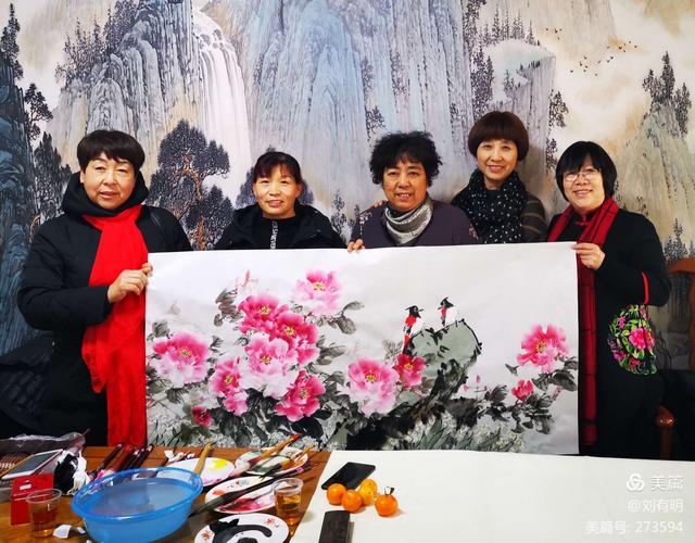 书画家到任丘书画创作基地挥毫泼墨