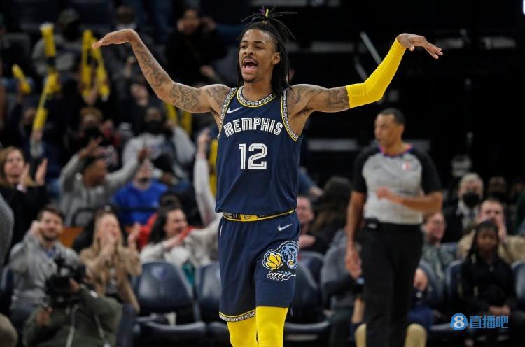 直播首页>nba篮球资讯>莫兰特现身某学校球馆秀暴扣飞天遁地后跳舞