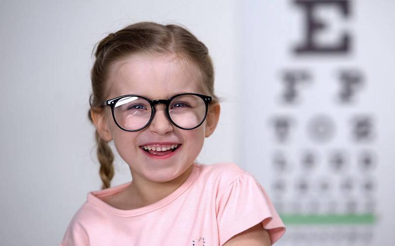 [专题]配眼镜网站纠正关于儿童近视5误区:轻度近视不用配镜?