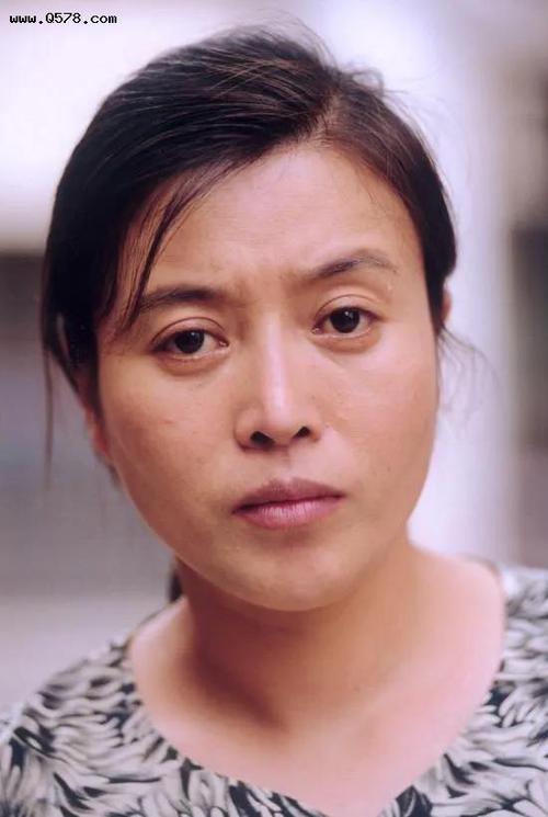 曾与孙红雷相恋,演员影后丁嘉丽忏悔"我不是人"