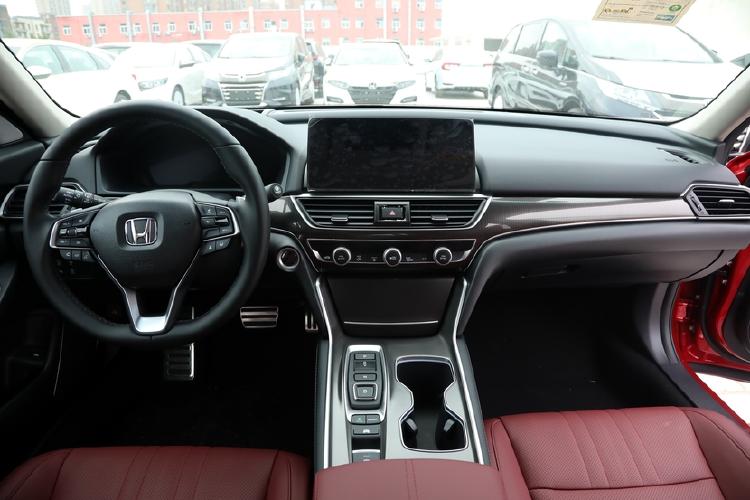 风格更加时尚 本田2022款雅阁已到店 内饰质感升级