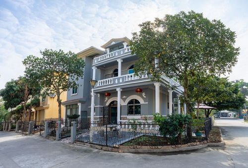 近银滩独栋别墅独门独院可住14--17人_北海民宿-美团