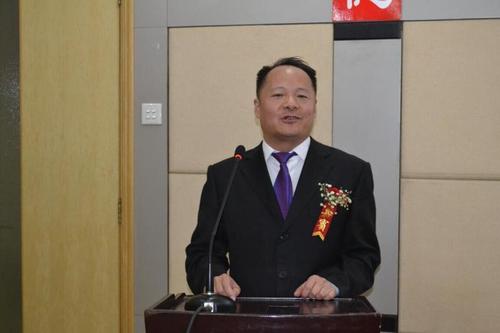 论坛上,周振军,赵严,叶文婷,高明东,李滨,龙超,张琰,杨俊卿,税强