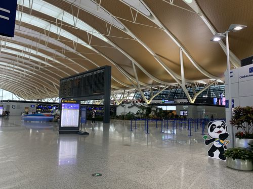 浦东机场t2贵宾服务接待处25号门对面卫星楼190休息室