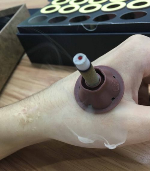 艾艾贴使用方法