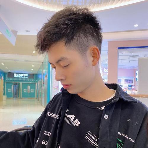 老吴很帅～吴存伟