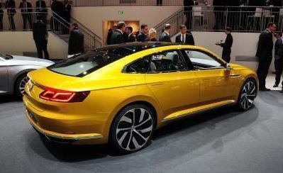 大众车的日内瓦车展概念车新款cc四门轿跑车将与奔驰和宝马相媲美