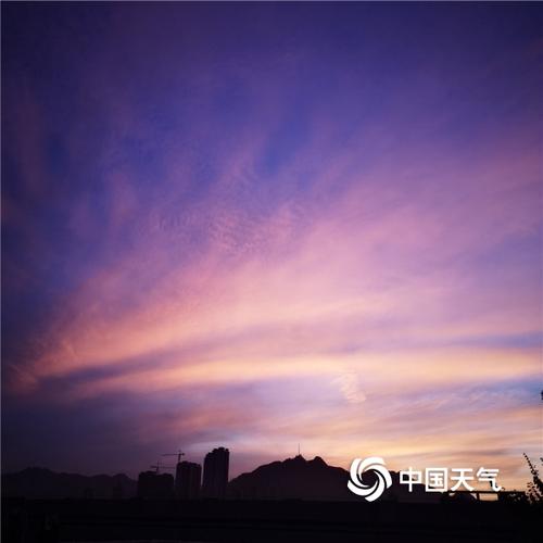 惊艳!广东多地彩霞满天 美呆了