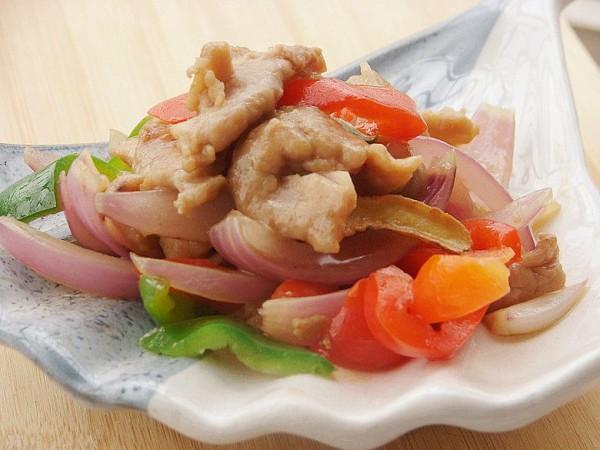 洋葱双椒炒肉片