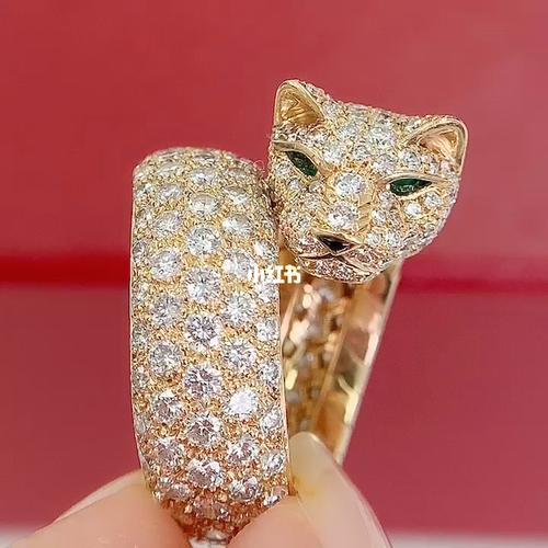 卡地亚小豹子满钻戒指._戒指_卡地亚怎么样_卡地亚豹子_时尚_配饰