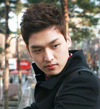 头像乐园 男图片大图片 > 正文  2016男生流行短发设计 时尚型男发型