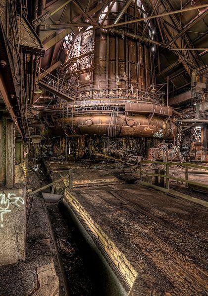 com 废土废墟 机械工业场景摄影 画集 游戏 资料 原画 图集 美术素材