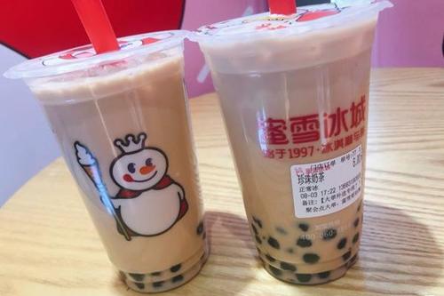 蜜雪冰城菜单图片2021更新后,呈现奶茶爱好者蜂拥而至