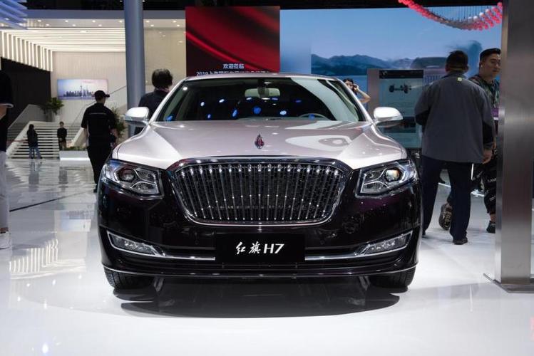 红旗h7下这个双色版的车在哪里可以提到需要加钱吗