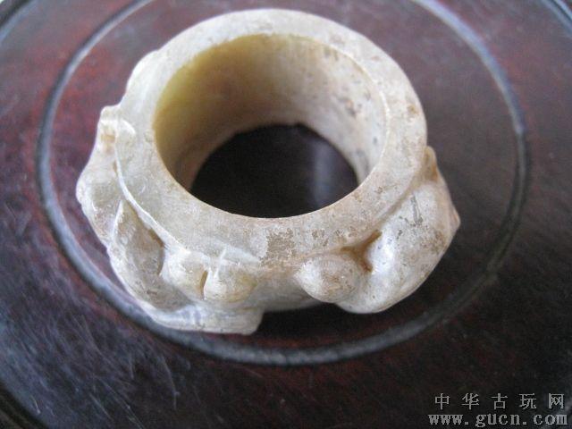 战国高浮雕玉扳指