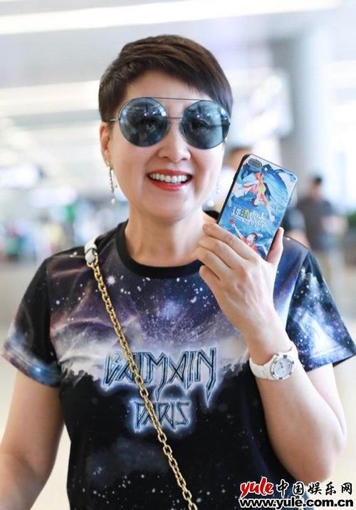 《逆流而上的你》口碑收视双丰收 张凯丽成"新时代好妈妈"代言人