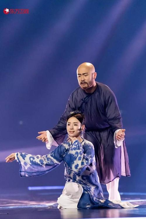 《新舞林大会》董洁&李德戈景挑战蒙古族舞,力量与美的结合