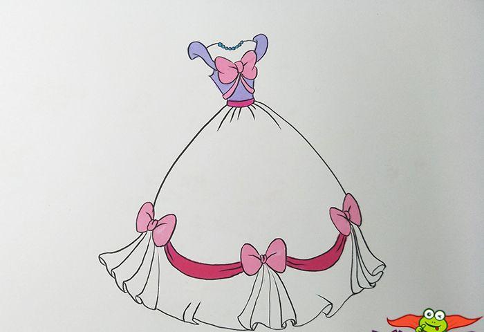 公主裙礼服简笔画