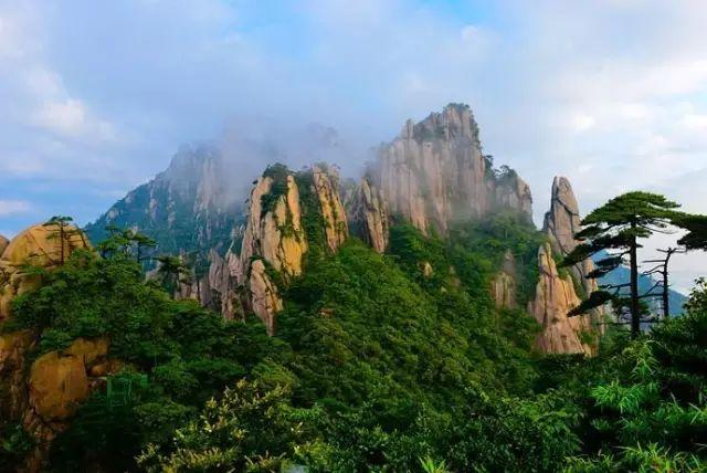 九江长江二桥 → g56杭瑞高速 → g26德婺高速→ 三清山旅游公路