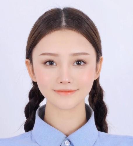 日韩系证件照火了!女生记住这几个"小心机",上镜瘦脸