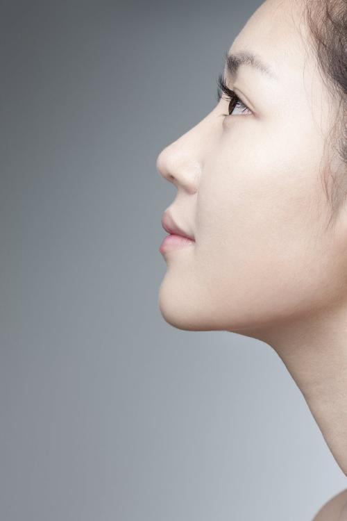 女人脸侧面简笔画