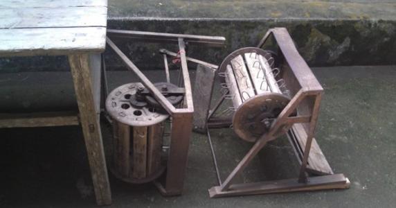 稻谷工具的变迁手抄报 交通工具手抄报