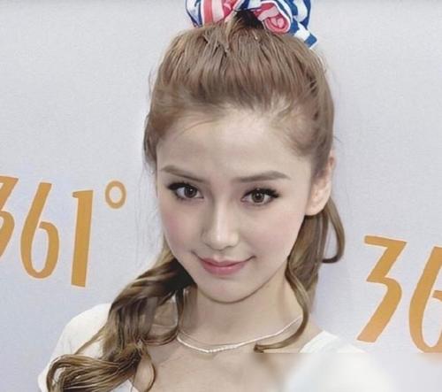 有种"果冻"叫杨颖早期的神颜,胶原蛋白都快滴出来了,嫩到滑溜