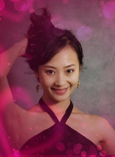 今日女星:黄海波女友曲栅栅(图)