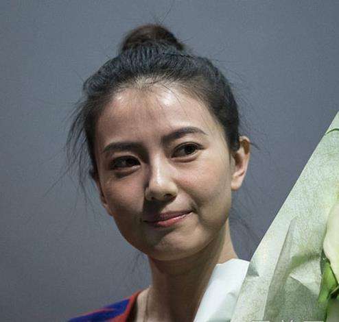 高圆圆素颜近照曝光 眼袋明显满脸疲倦好心疼(图)