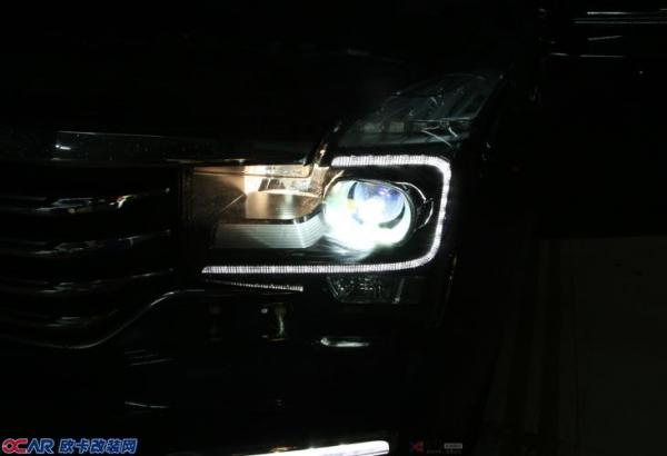 传祺gs8灯光升级双光透镜氙气灯