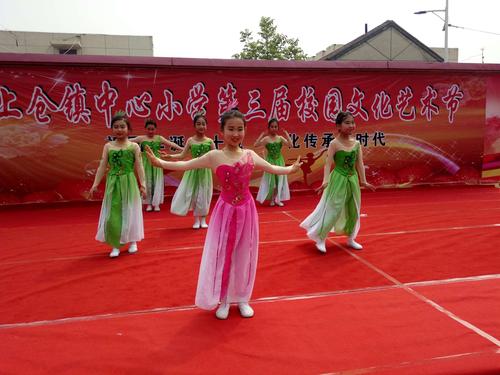 颂祖国 传文化--上仓镇中心小学第三届校园文化艺术节活动报导