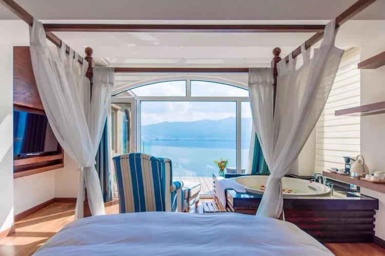 大理美人鱼火爆抖音的网红海景酒店和你一样好看