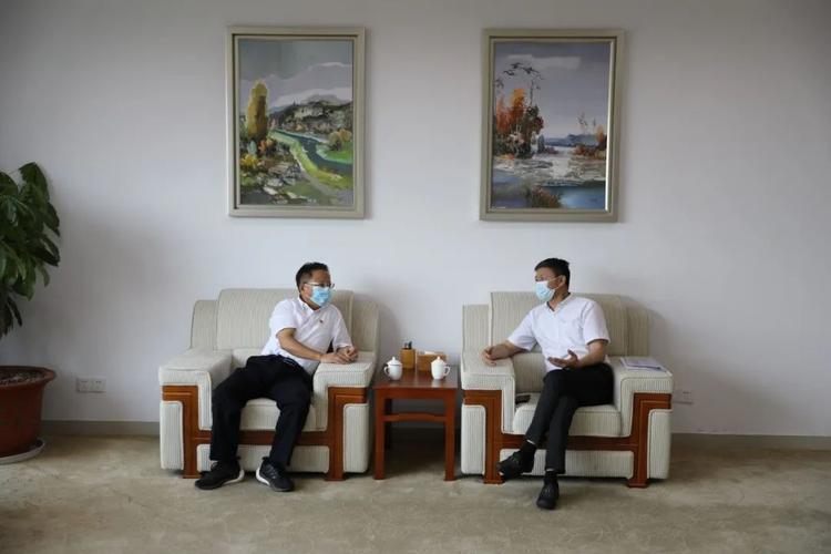 省教育厅陈明庆副厅长来校,关心指导疫情防控工作