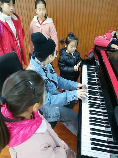 小学生补课兴趣班升级换汤不换药到底怎么选家长直呼伤不起