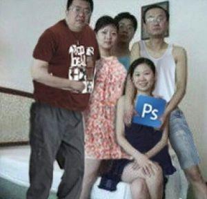 网友曾怀疑,该不雅照内的两人为安徽省合肥市庐江县两名负责人.