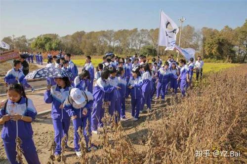 中国哪些中学有好看的校服