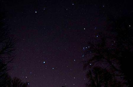 求夜晚天空的照片,最好是有星星的,,急急急