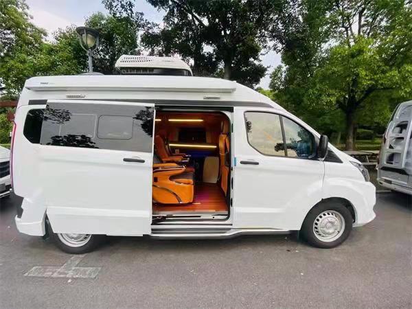 福特新全顺商旅车,轻松开回家!_凤凰网汽车_凤凰网