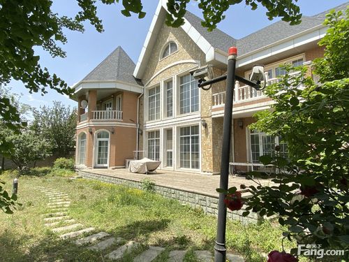 碧海方舟 临湖别墅 花园1000平 急用钱急售 位置佳无遮挡