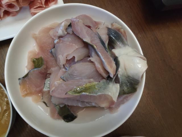 今日青岛最冷,试试清江鱼锅底"打边炉",家庭版火锅另一种吃法