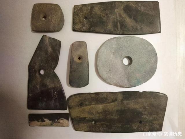 半坡原始居民也会使用磨制石器(新石器时代),主要农业生产工具有石斧