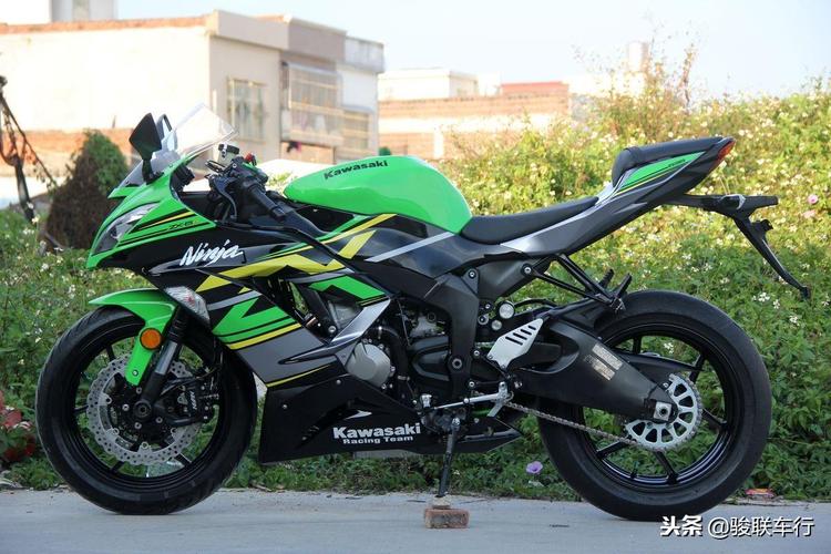 2015川崎小牛zx-6r ninja-636详解