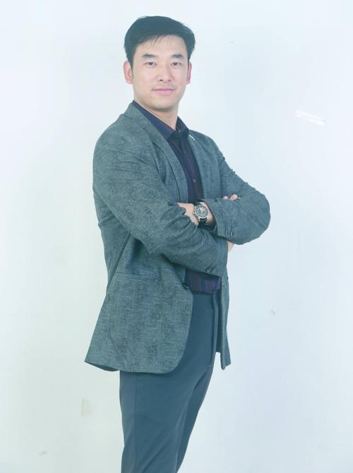 王晗个人照