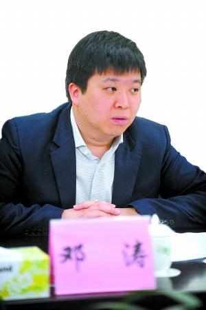 市政府办公室等部门接受群访 市府办副主任邓涛: 镇村