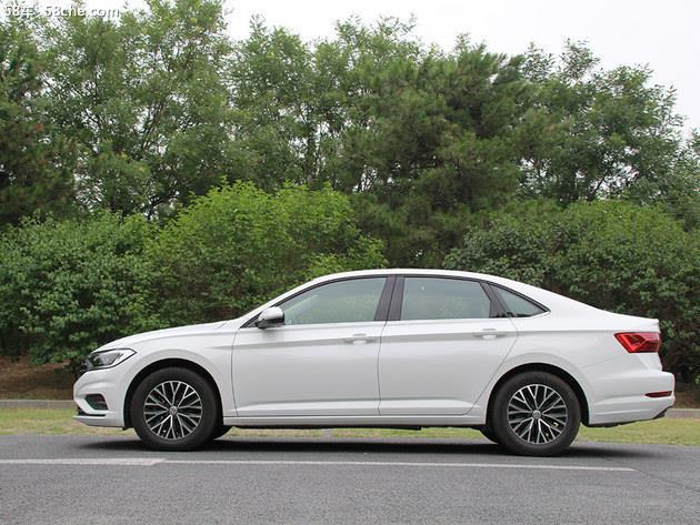 全新一代速腾1.2t试驾 鱼和熊掌可兼得