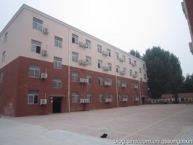 求实高中校园美