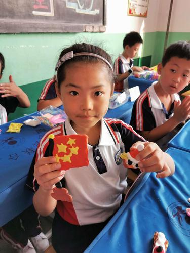 国庆节有趣的彩泥课